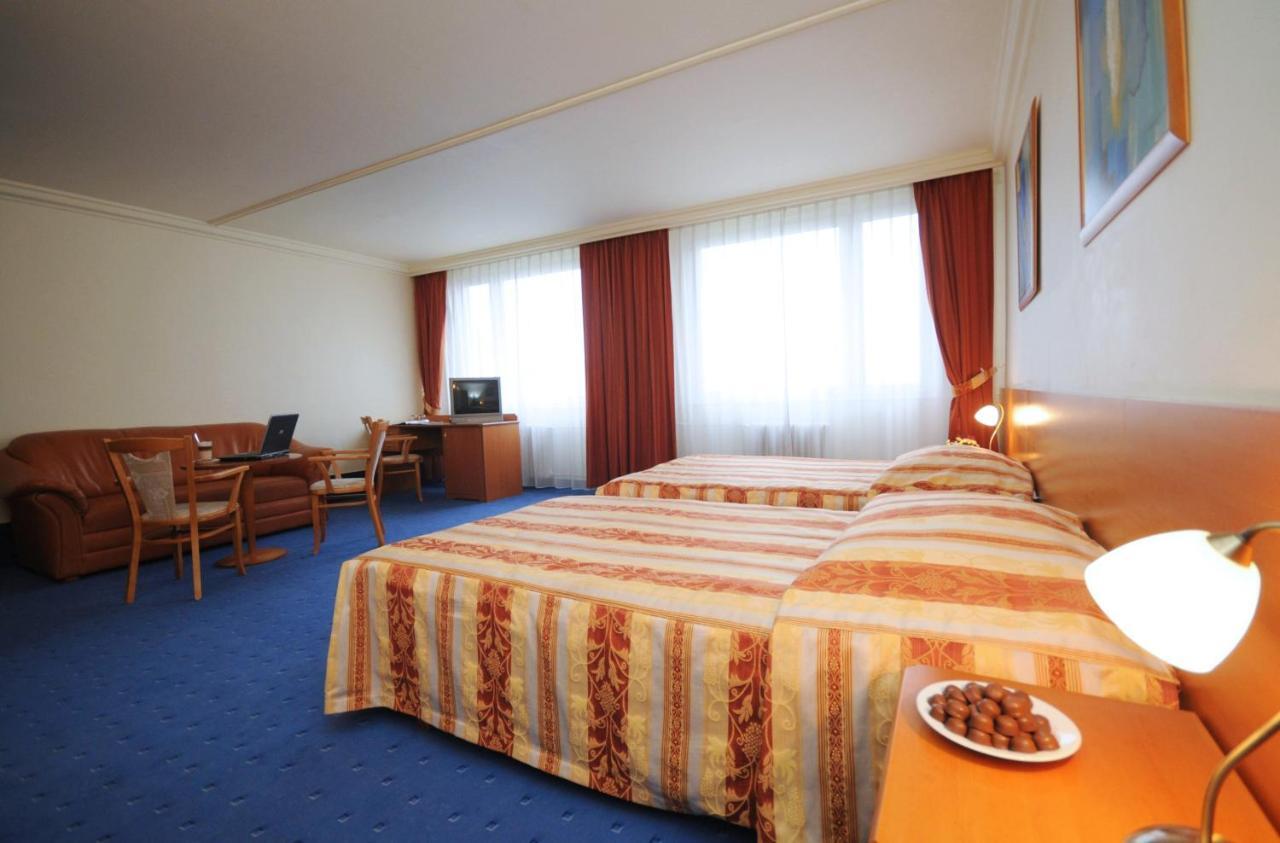 Top Hotel Praha Zimmer foto